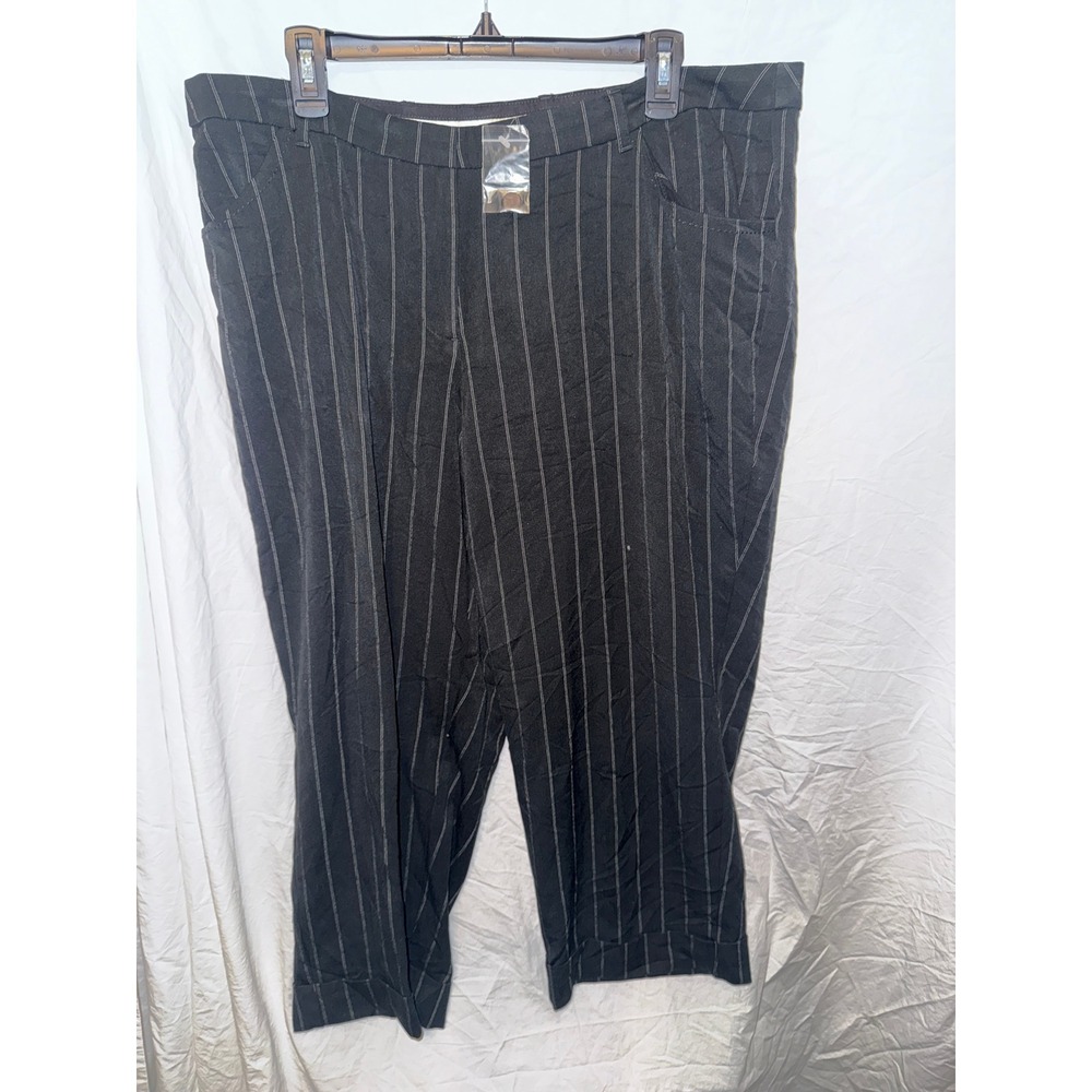 Avenue Modern Fit Stripe Cuffed Crop Pants Black‎ Pinstripe Size 16 NWT